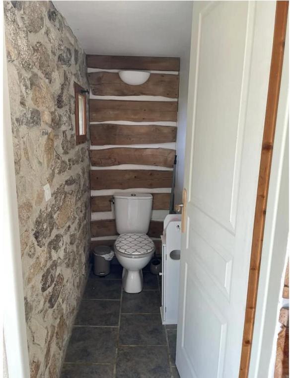 Domaine Saint Claude - Gite , Chambres D'Hotes & Hebergement Insolite Malleval Exterior foto